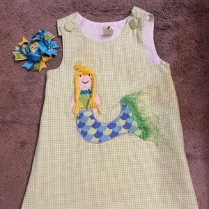 Cute size 4 potato sak dress with matching bow